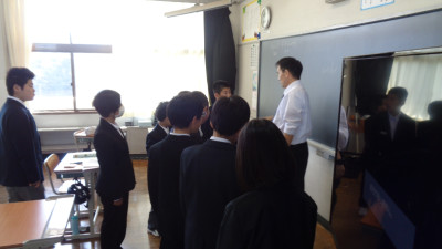 １年英語　Come　to　the　front