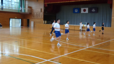 ２・３体育　シャトルラン (3)